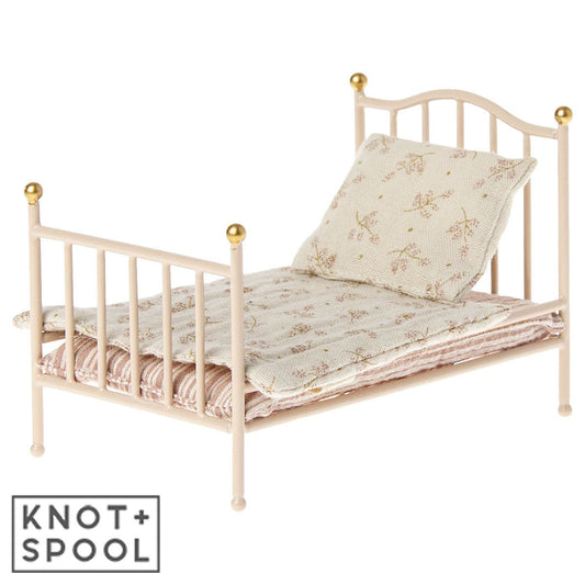 2022 Maileg Mouse Rose Vintage Bed - Knot and Spool