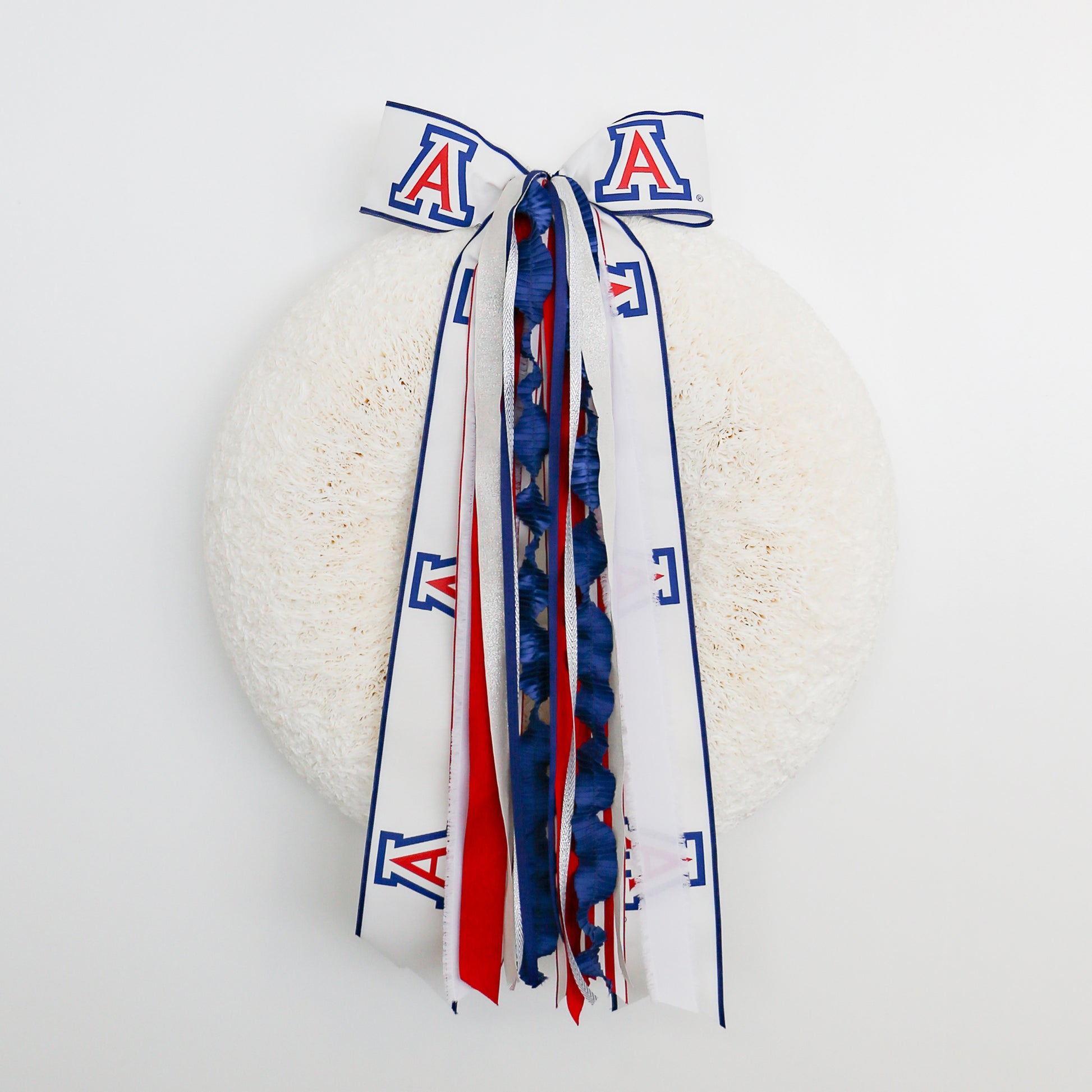 Arizona Wildcats Ribbon-Set (with Bow) on White Wreath