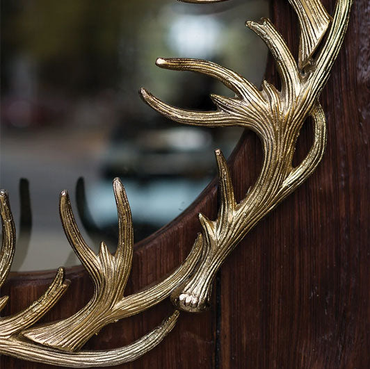 Gold Metal Deer Antler Wreath Close Up