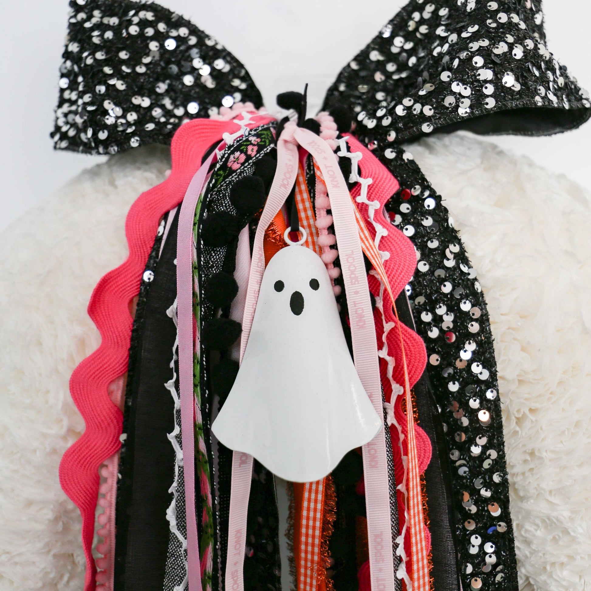 Metal Ghost ribbon accessory 