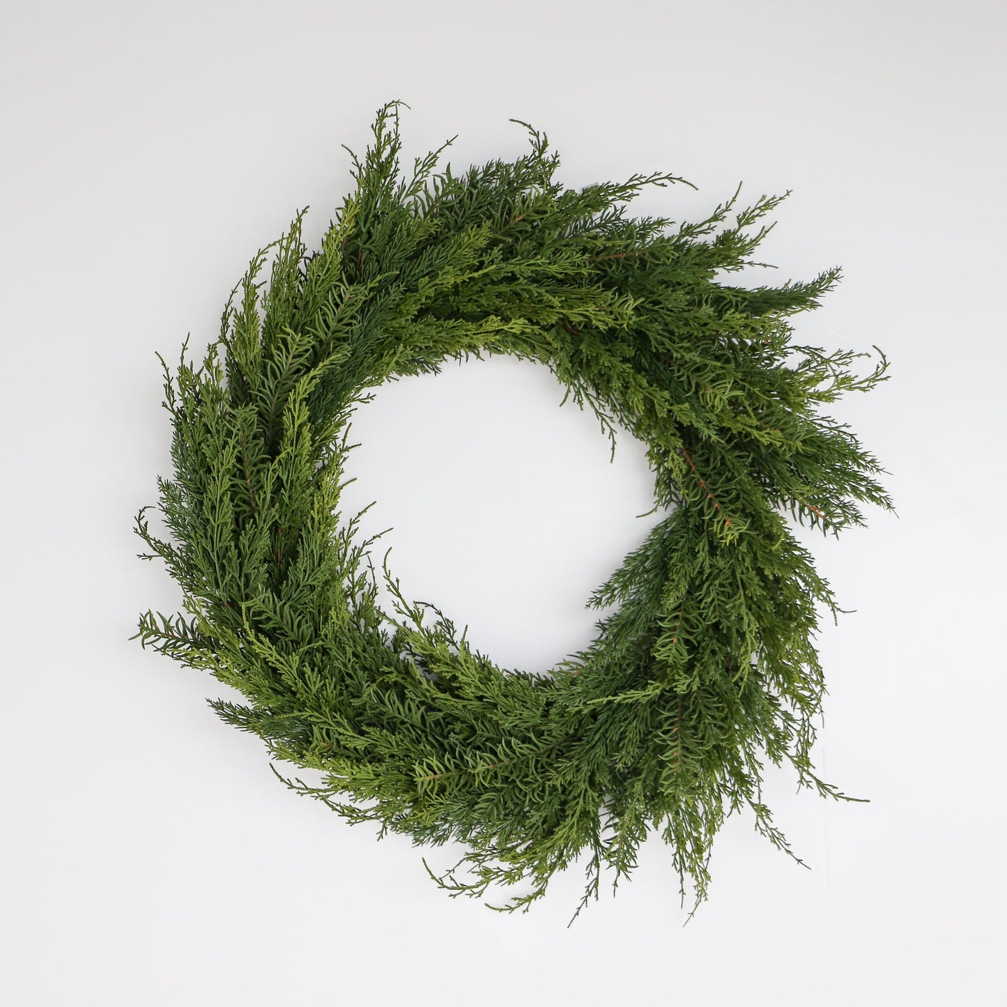 36 Cedar Wreath 