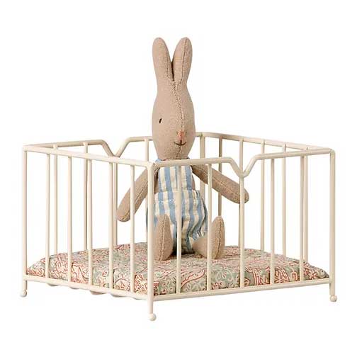 Playpen bedding outlet