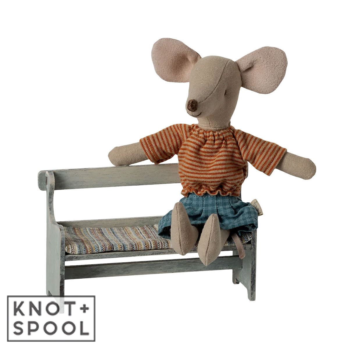 Maileg Mouse Mum on Maileg Mouse Vintage Off-White Bench